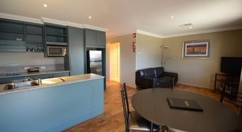 Edward Parry Motel & Apartments - Accommodation Fremantle 25