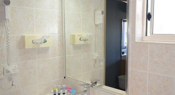 Edward Parry Motel & Apartments - Accommodation Fremantle 27