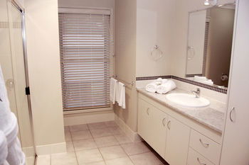 Yabbaloumba Retreat - Accommodation Fremantle 3