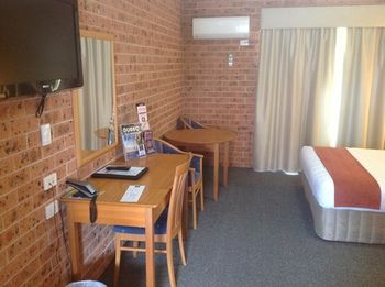 Akuna Motor Inn And Apartments - Accommodation Fremantle 3