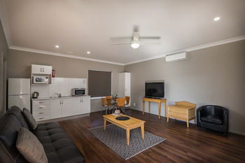 Akuna Motor Inn And Apartments - Accommodation Fremantle 12