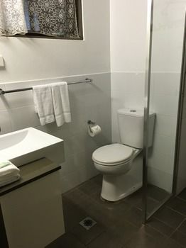 Avoca Beach Hotel & Resort - Accommodation Fremantle 4