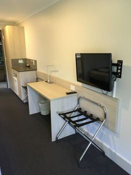 Avoca Beach Hotel & Resort - Accommodation Fremantle 5