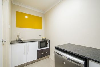 The Abbey Motor Inn - Accommodation Fremantle 11