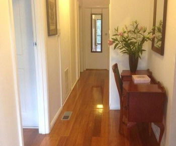 Eltham Retreat - Accommodation Fremantle 11