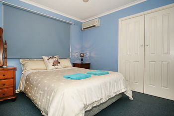 Roseland Holiday House - Accommodation Fremantle 4