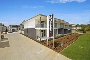 Cooroy Luxury Motel Apartments Noosa - Accommodation Fremantle 4