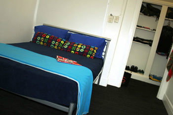 Zing Backpackers - Accommodation Fremantle 7