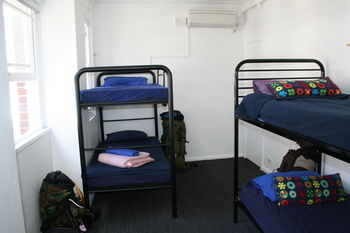 Zing Backpackers - Accommodation Fremantle 10