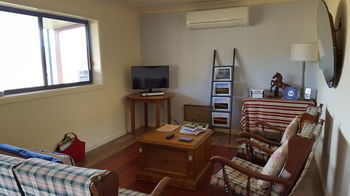 The Wattle Lodge - Accommodation Fremantle 39