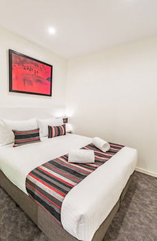 City Edge Box Hill - Accommodation Fremantle 0