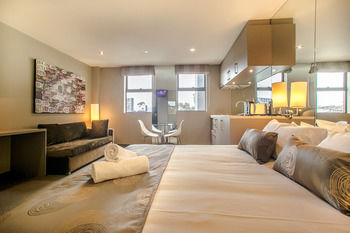 Comfy Kew Apartments - Accommodation Fremantle 5
