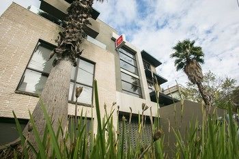 Comfy Kew Apartments - Accommodation Fremantle 21