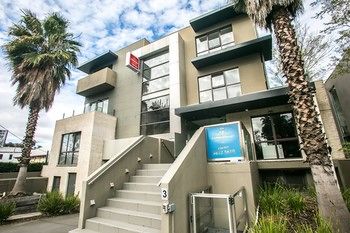 Comfy Kew Apartments - Accommodation Fremantle 24
