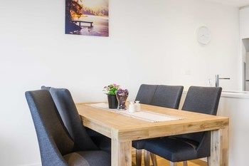 UrbanMinder At Prima Pearl - Accommodation Fremantle 4