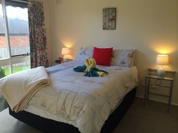 Australian Home Away At East Doncaster - Accommodation Fremantle 4