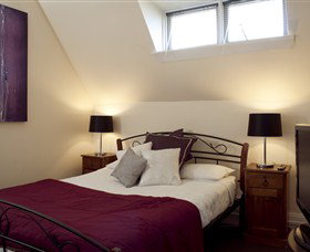 Mews Motel - The - Accommodation Fremantle 3