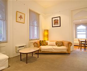Roxburgh House Apartments - Accommodation Fremantle 1