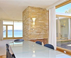 Riverfront Motel & Villas - Accommodation Fremantle 0