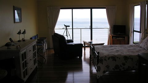 Clifftop Accommodation Portland Victoria - Accommodation Fremantle 4