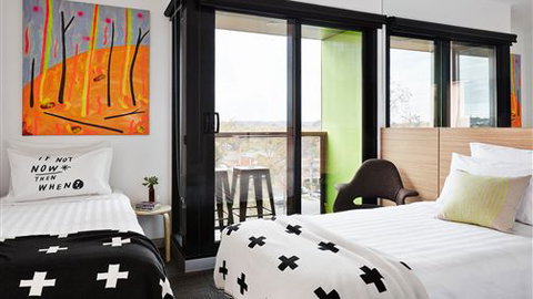 The Schaller Studio - Accommodation Fremantle 2