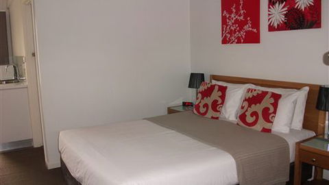Riverside Ocean Grove - Accommodation Fremantle 0