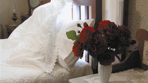 Abergeldie Bed & Breakfast - Accommodation Fremantle 1