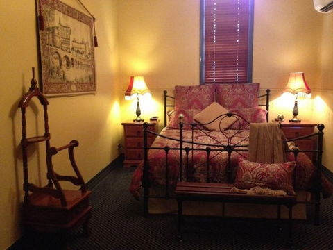 Church House B&B Gundagai - Accommodation Fremantle 4