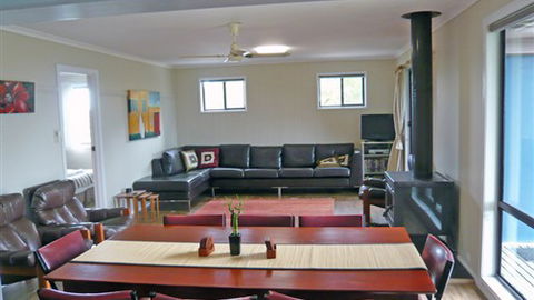 Sabrelyn Park - Accommodation Fremantle 3