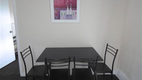Park House - Accommodation Fremantle 4