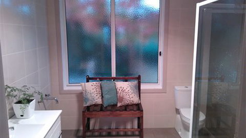 Lakeside Vista Holiday House - Accommodation Fremantle 6