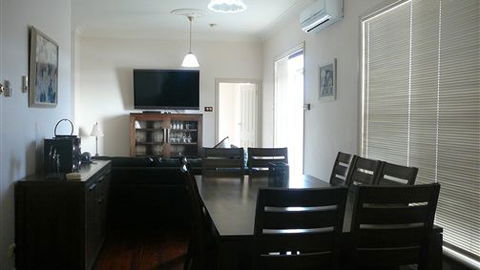 River View Holidays - Accommodation Fremantle 1