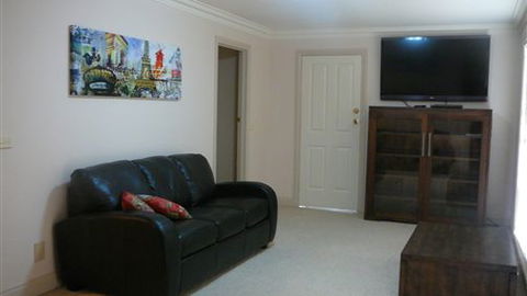 River View Holidays - Accommodation Fremantle 5