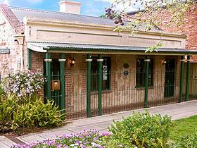 Chichester Gardens Cottage - Accommodation Fremantle 0
