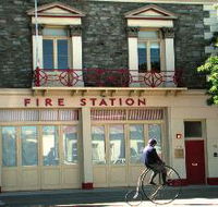 The Fire Station Inn - Fire Engine Suite - Accommodation Fremantle