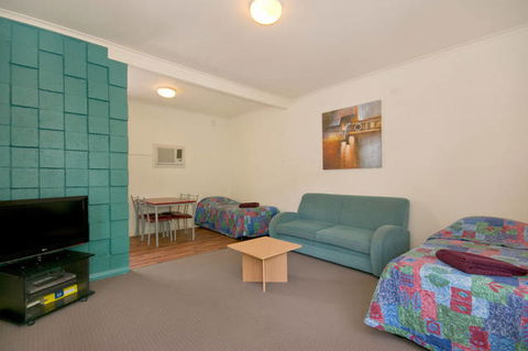 Hello Adelaide Motel + Apartments - Accommodation Fremantle 2