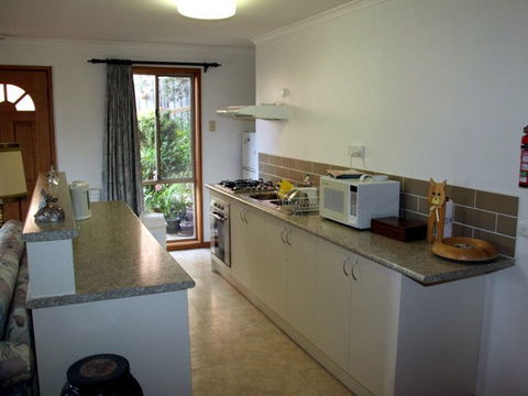 Adrienne's Place On The Hill - Accommodation Fremantle 0