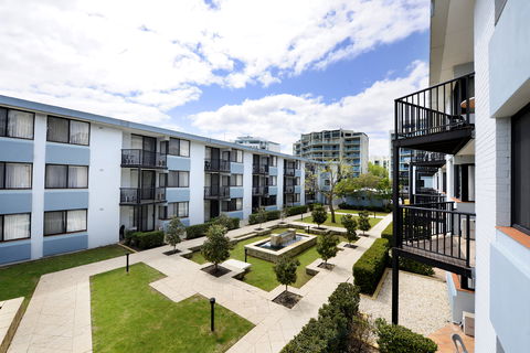 Assured Waterside Apartments - Accommodation Fremantle 0