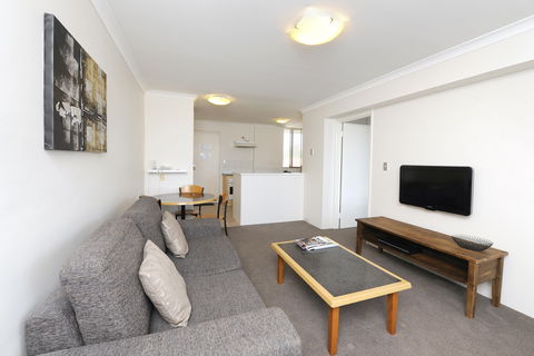 Assured Waterside Apartments - Accommodation Fremantle 4