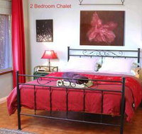 Bettenay's Lakeside Loft Spa Apartment - Accommodation Fremantle