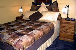 Church House B&B Gundagai - Accommodation Fremantle 2