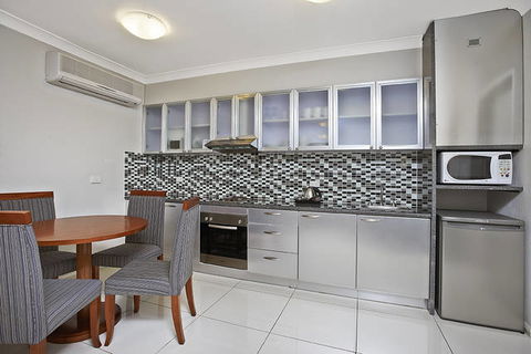 Comfort Inn And Suites Burwood - Accommodation Fremantle 11