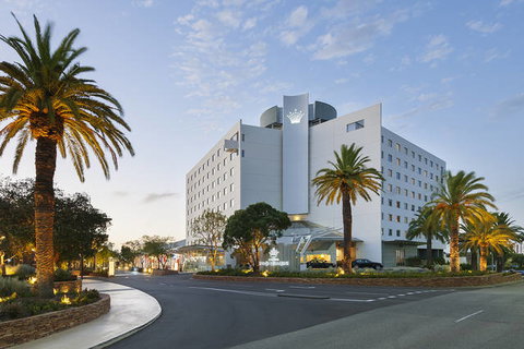 Crown Promenade Perth - Accommodation Fremantle 0