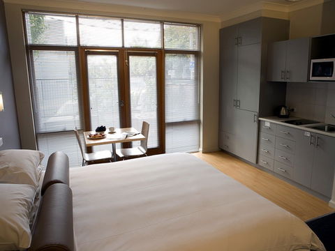 Easystay @ Acland St - Accommodation Fremantle 0