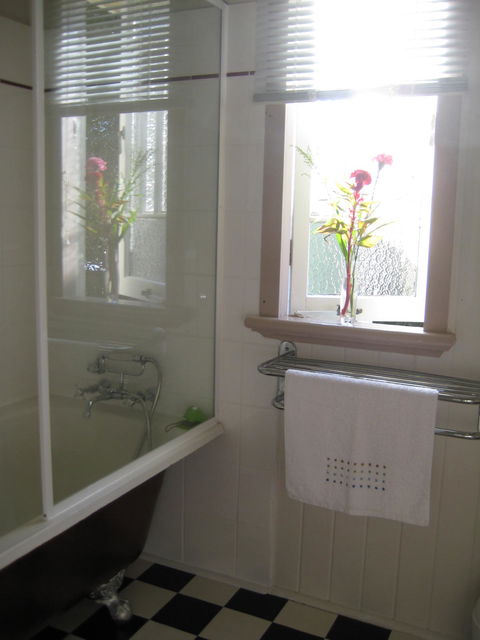 Eco Queenslander Holiday Home - Accommodation Fremantle 5