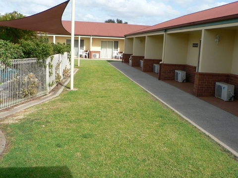 Emerald Explorers Inn - Accommodation Fremantle 3