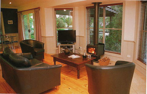 Evanslea - Accommodation Fremantle 3