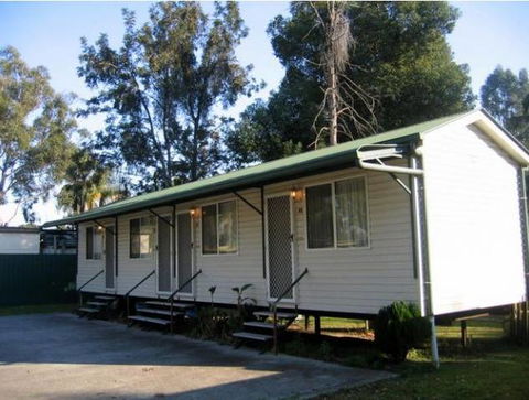 Glenwood Tourist Park And Motel - Accommodation Fremantle 2