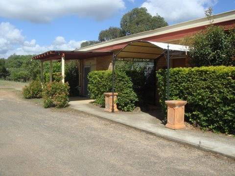 Hilldrop Motor Inn - Accommodation Fremantle 2