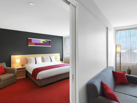 Holiday Inn Melbourne Airport - Accommodation Fremantle 6